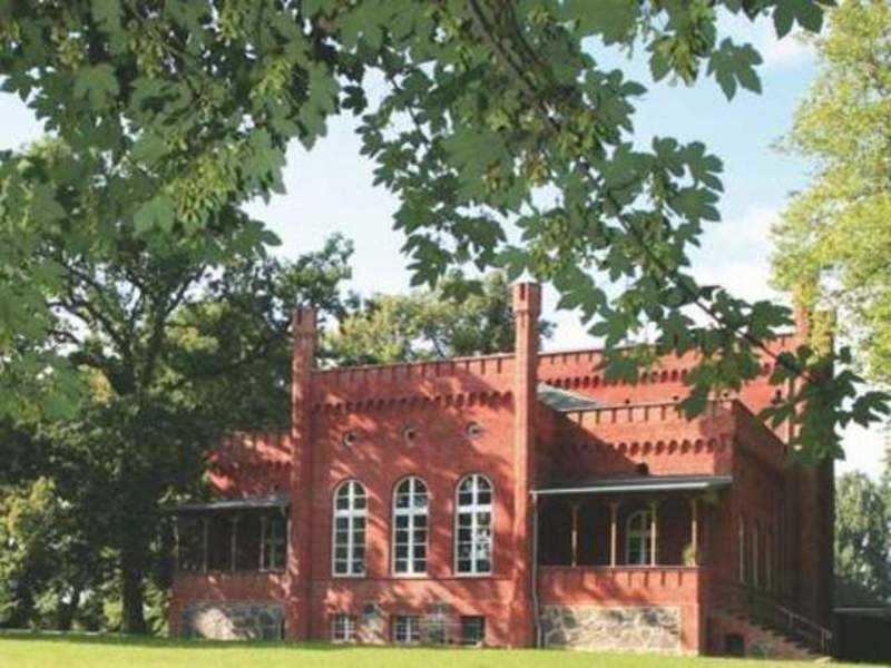 ホテルHerrenhaus Libnow Murchin エクステリア 写真